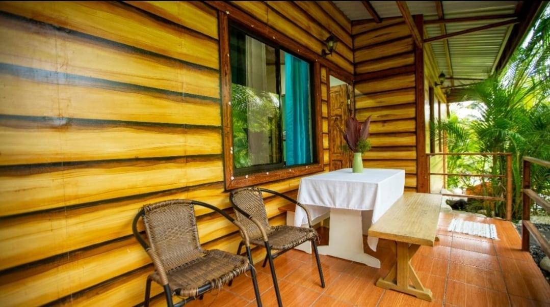 Cabanas Rio Escondido En La Fortuna Екстериор снимка