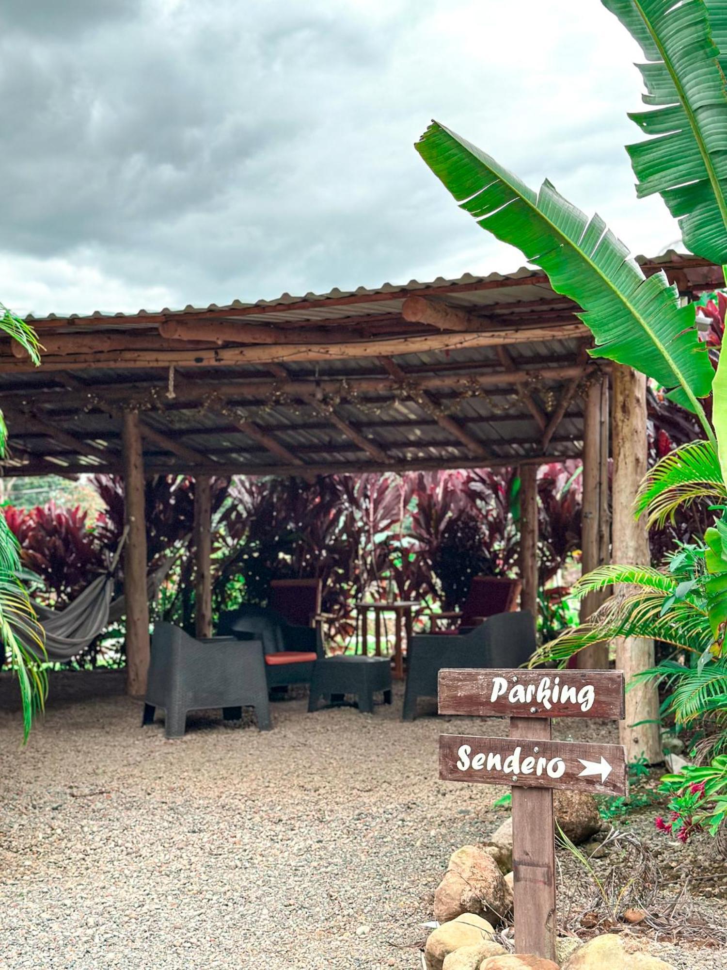 Cabanas Rio Escondido En La Fortuna Екстериор снимка