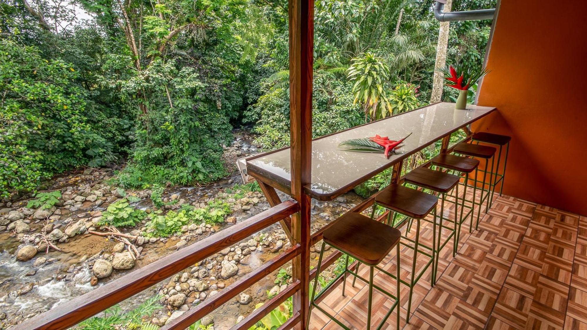 Cabanas Rio Escondido En La Fortuna Екстериор снимка