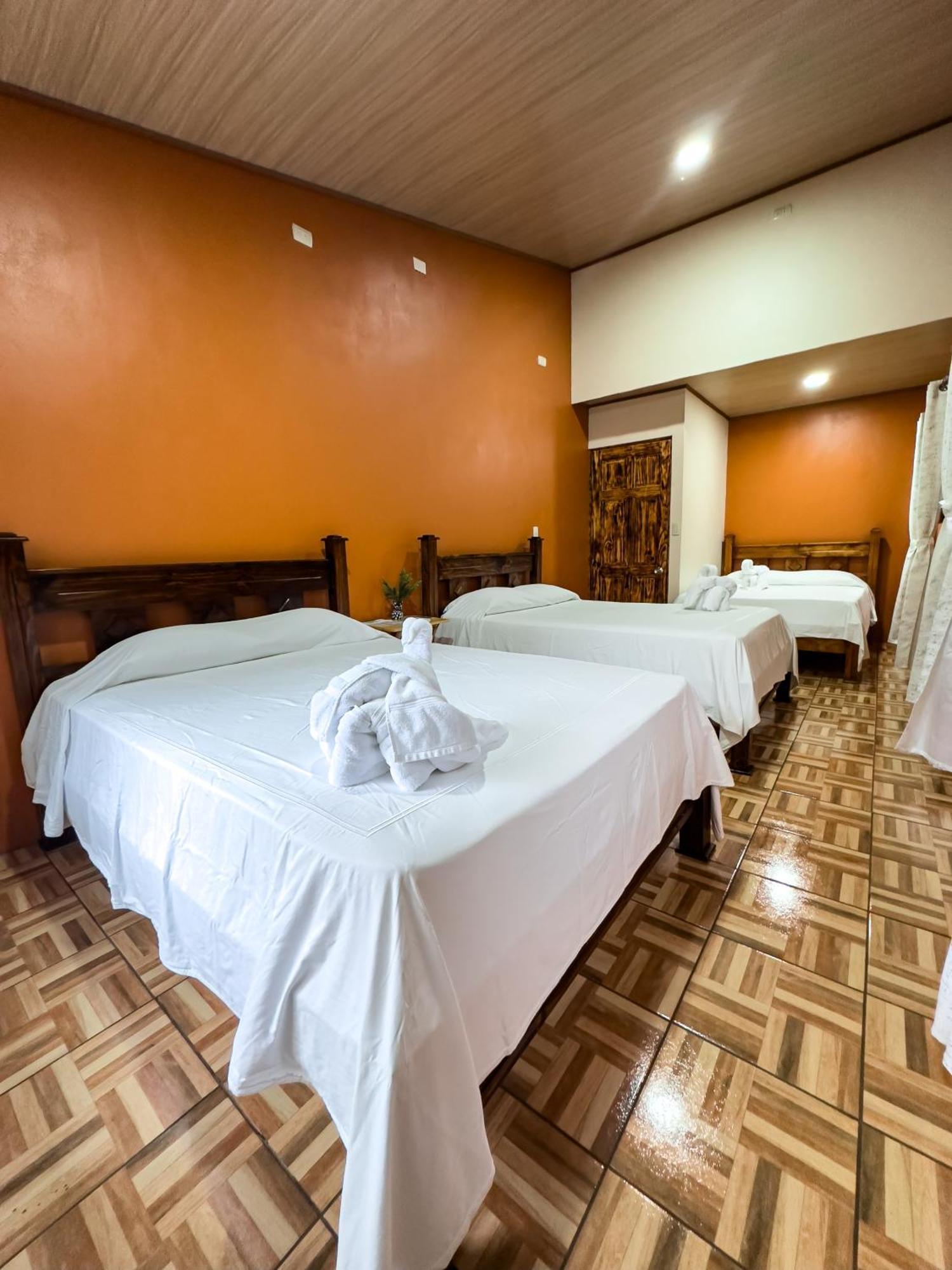 Cabanas Rio Escondido En La Fortuna Екстериор снимка