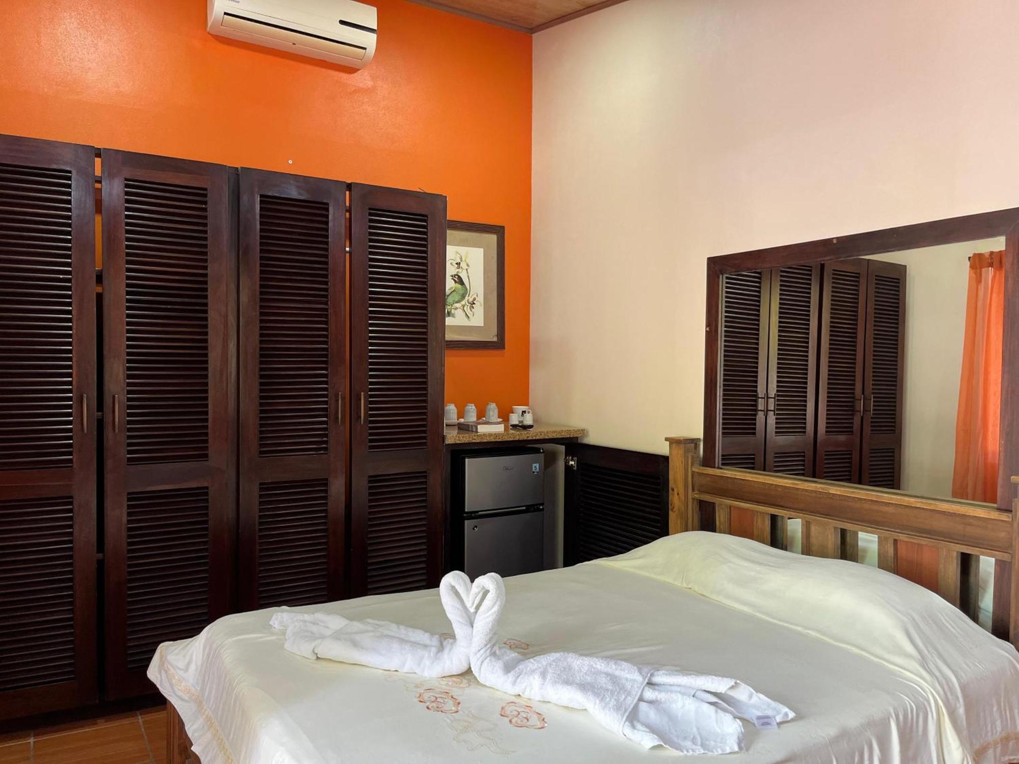 Cabanas Rio Escondido En La Fortuna Екстериор снимка